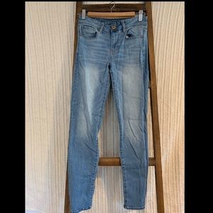 American Eagle skinny jeans women’s size 4